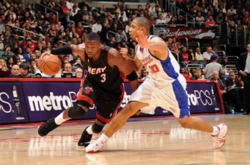 首轮对阵英 首轮对阵英