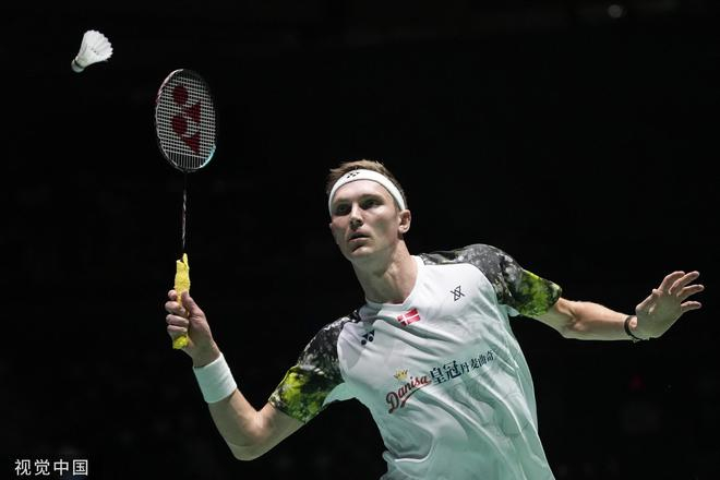 他在关键时 他在关键时